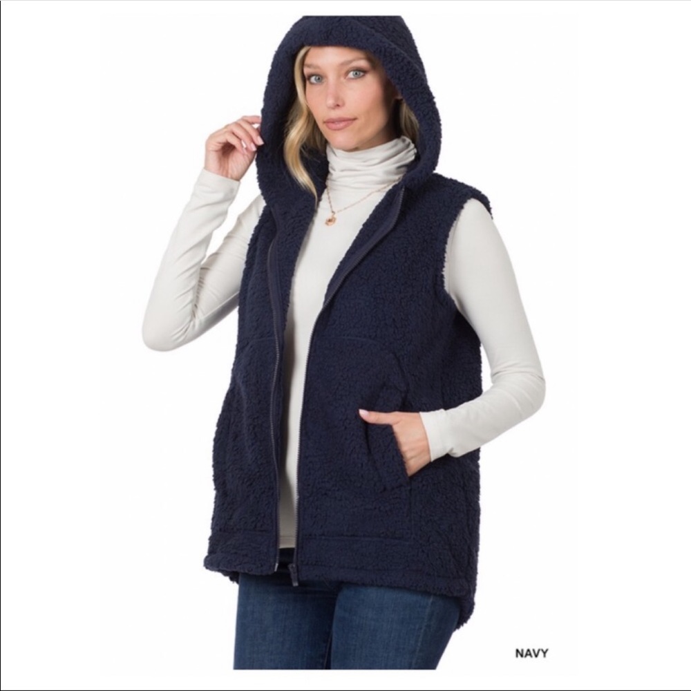 🆕Navy Blue Sherpa Hooded Vest - Picture 3 of 3